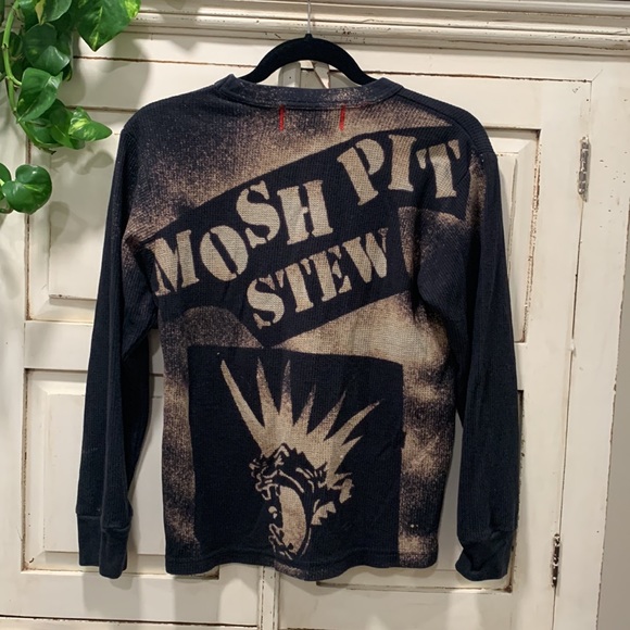 Loveworn Boutique, Santa Barbara Retro Henley - Picture 4 of 4